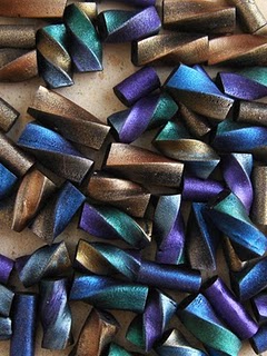 http://www.favequilts.com/master_images/Beads/bead1.jpg