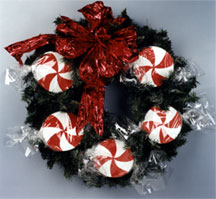 http://www.favequilts.com/master_images/Christmas-Crafts/pwreath.jpg
