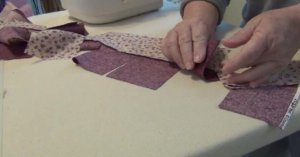 How to Sew Prairie Points with Multiple Fabrics